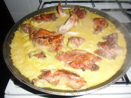 Pollo al curry con cous-cous