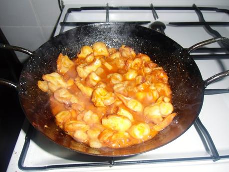 Pulpo con gambas al ajillo