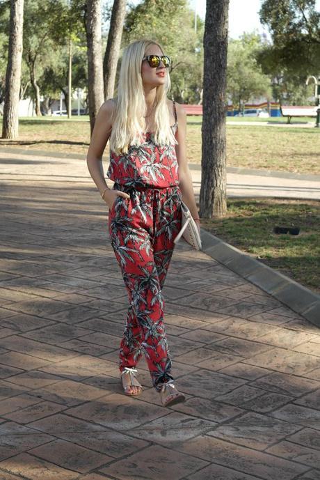 PALMS SPRING PALMS SPRING