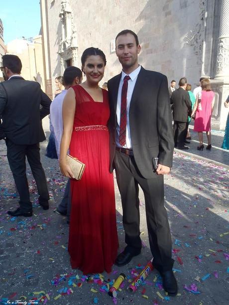 OUTFIT VIVAN LOS NOVIOS III