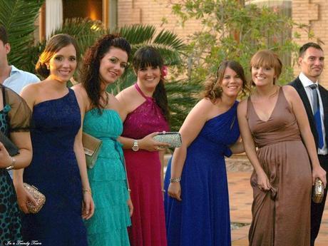 OUTFIT VIVAN LOS NOVIOS III