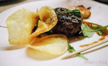 hamburguesa de rabo de toro con salsa de rustido desmontada cena maridaje sucapa