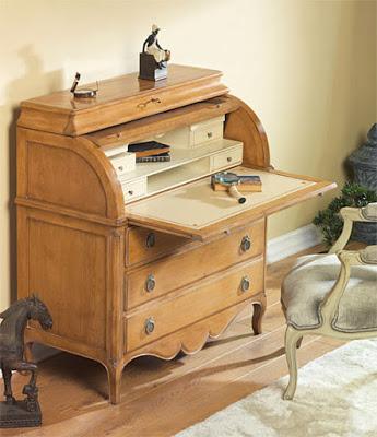 EL SECRETER, UN MUEBLE CON SIGLOS DE HISTORIA.