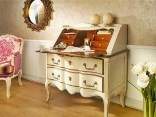 EL SECRETER, UN MUEBLE CON SIGLOS DE HISTORIA.