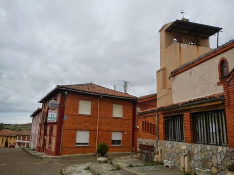 Camino de Santiago. De Mansilla de las Mulas a León