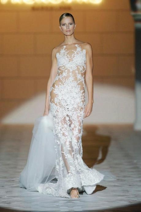 PRONOVIAS COLECCIÓN 2015 -LA FABRICA DE LOS SUEÑOS-