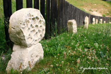 Una excursión familiar por el valle de Yerri y el monasterio de Iranzu teselas