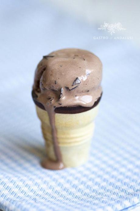 Helado de batido de chocolate y cookies