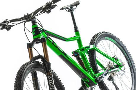 Cube Stereo 160 Super HPC SL 27.5 Una fabricación de doble suspensión, fabricada en carbono, que mantiene sus estándares de versatilidad y eficiencia.