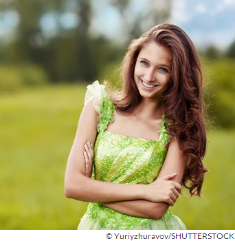 DÉJATE CONOCER SIN QUITARTE LA ROPA .