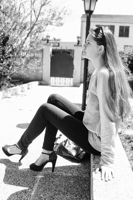 OUTFIT: CC.