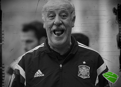 CON UNA FLOR EN EL CULO