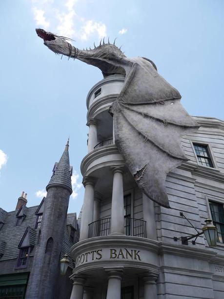 ¡Fotos de #‎DiagonAlleyPreview at The Wizarding World of Harry Potter!
