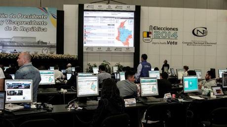 Indra recuento comicios presidenciales Colombia TINIMA20140620 0361 5 ¿Quién está detrás del éxito de la Registraduría?