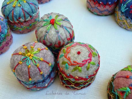 Un anillo para las agujas...