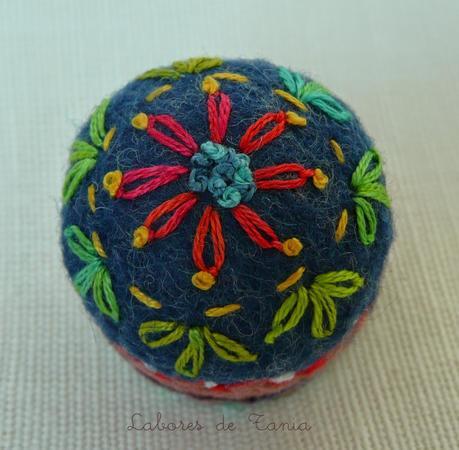 Un anillo para las agujas...