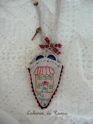 Casita sujetapuertas para Marta