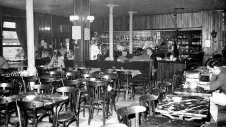 MENDEL, EL DE LOS LIBROS