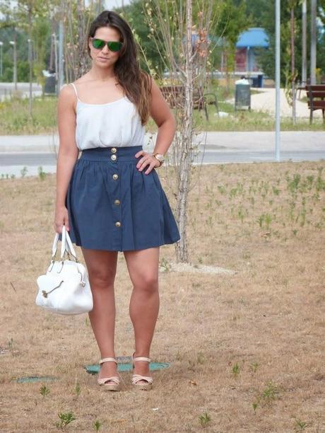 ¡Nuevo look! Navy by Dolores Promesas