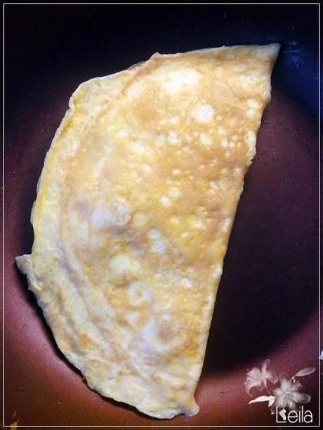 Tortilla dulce con mermelada de frambuesa