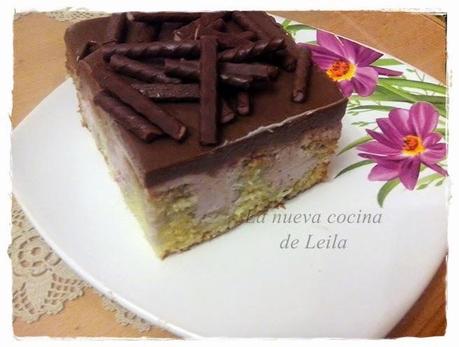 Poke cake con gelatina de chocolate