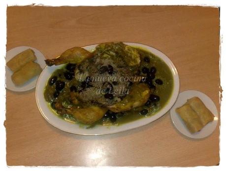 Pollo relleno de olivas negras