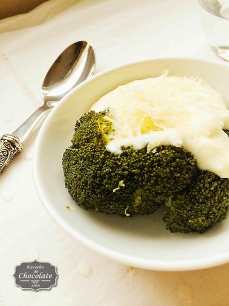 Brocoli con bechamel
