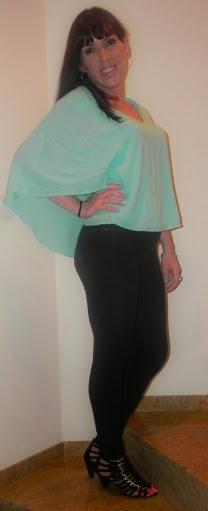 Look con Femme fatale y mi nueva blusa menta.