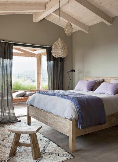 ESTILO CONTEMPORÁNEO CON TINTES NÓRDICOS E INDUSTRIALES AL BORDE DEL MAR