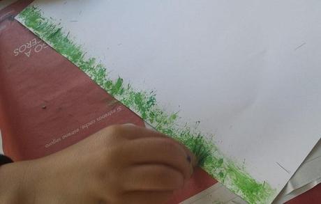 pintando con cesped Planes de verano niños