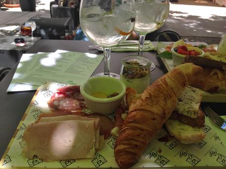 UN DELICIO SATURDAY BRUNCH EN LA TERRAZA DEL REINA SOFIA