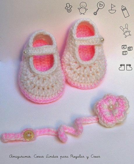 Porta chupete y zapatitos para Baby Shower