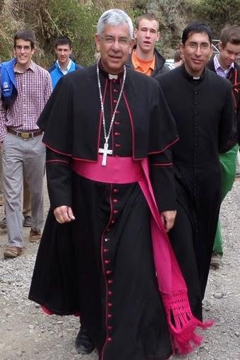 MENOS ATAQUES Y MAS PROPUESTAS...  Pide Monseñor Ricardo García a candidatos