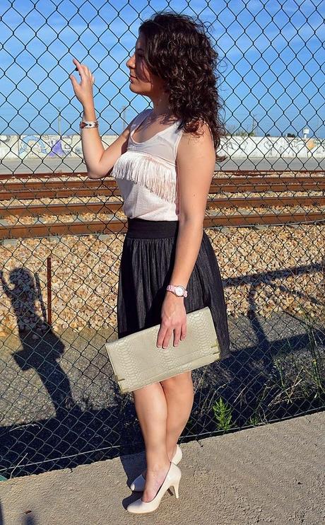 falda denim, camiseta flecos, DIY, rosa, gris, vaquero, kiabi, fashion blogger, moda, Castellón, blogger