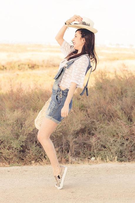 La Fille Sur Le Pont