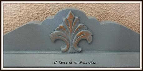 Mesita de noche azul