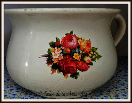 Mesita de noche azul