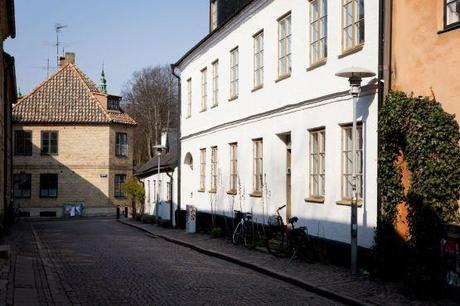 nórdico de principios del xx estilo clásico renovado decoración nórdica escandinava decoración casas antiguas claraboyas techos altos vigas en el techo calefacción por suelo radiante blog decoración de interiores 