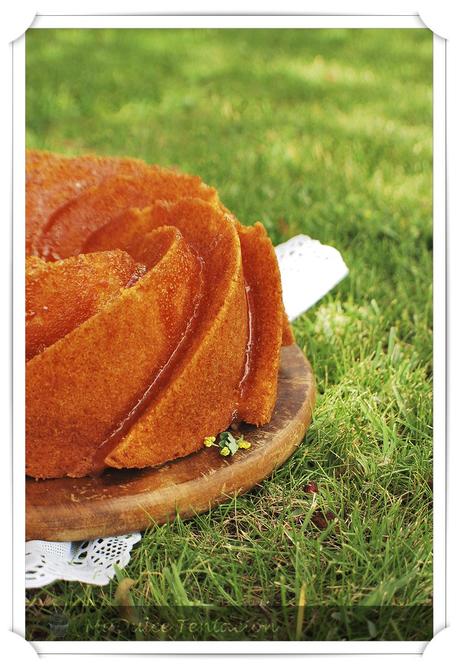 Bundt Cake de Naranja y Almendras sin Lactosa