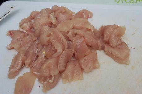 Pollo agridulce con piña y cilantro al estilo chino