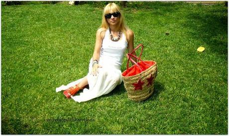 WHITE WALK TO Ciutadella WHITE WALK TO Ciutadella