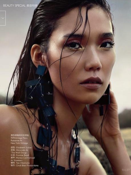 Glamour en la playa con Tao Okamoto
