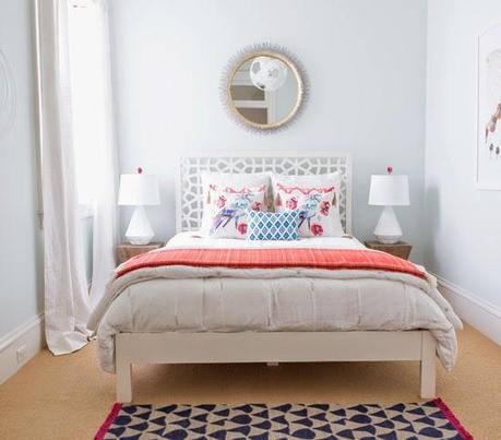 ANTES Y DESPUÉS: CAMBIO RADICAL DE UN DORMITORIO LLENO DE COLOR