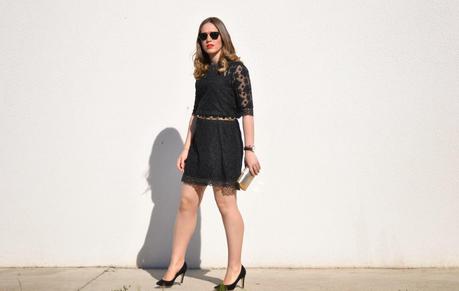 Black lace/ Red Lips