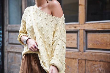 We_Are_Knitters_For_Collage_Vintage-Outfit-Street_Style-23