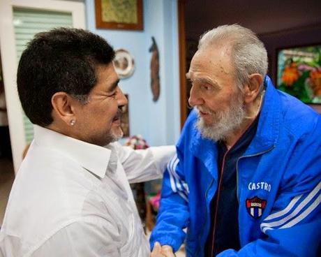 Nota de Fidel Castro sobre su mensaje a Maradona