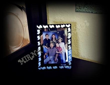 Decorando un portaretratos