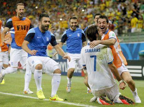 Grecia clasifica a Octavos