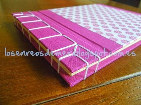 Cuaderno realizado con cosido japonés