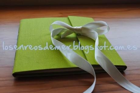 Libreta encuadernada con cosido long stitch